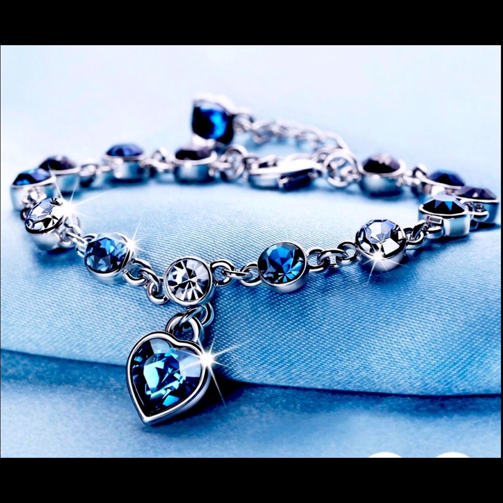 💙✨Silver & Blue Heart Bracelet ✨💙